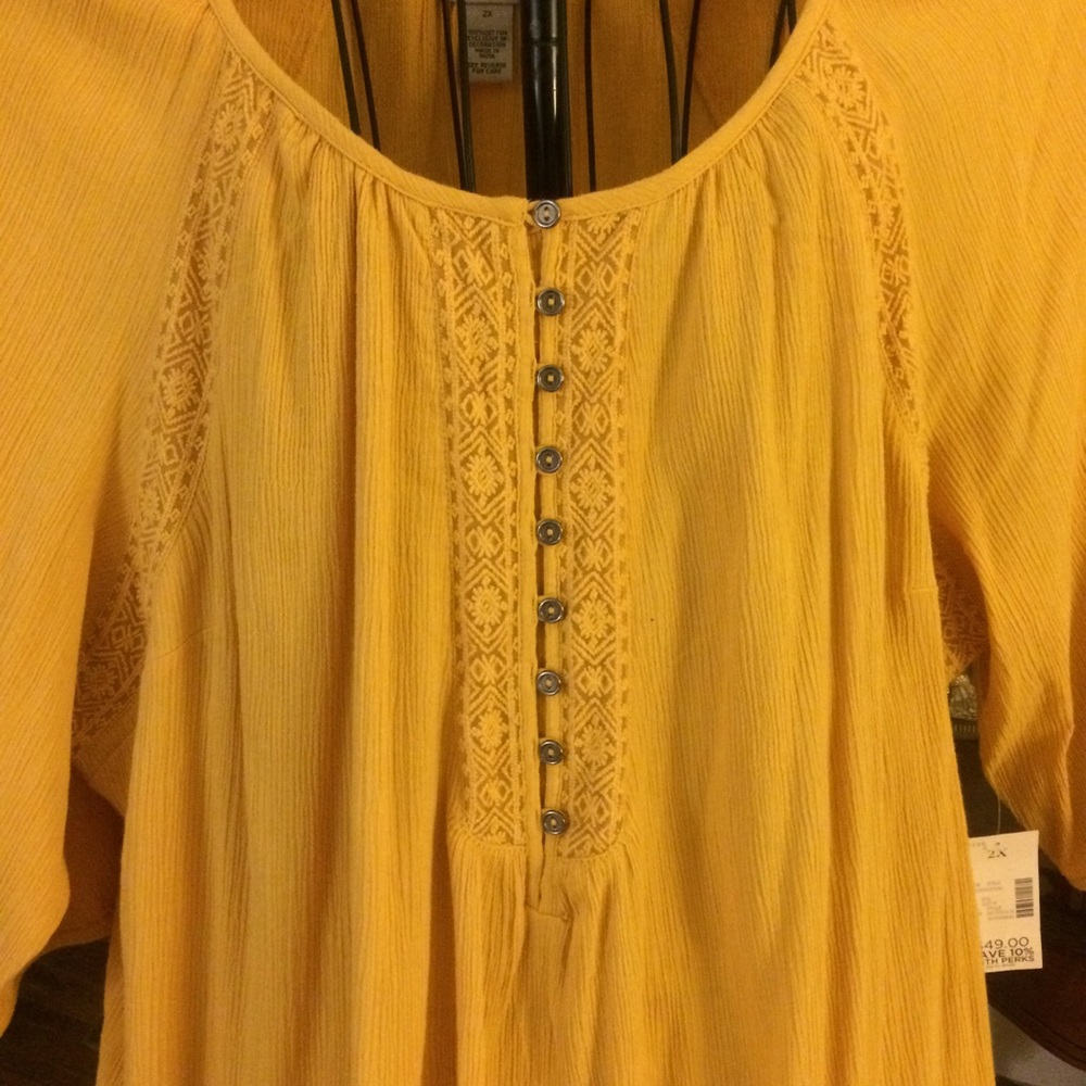 🔶Women's Blouse 🔶 - Picture 3 of 5